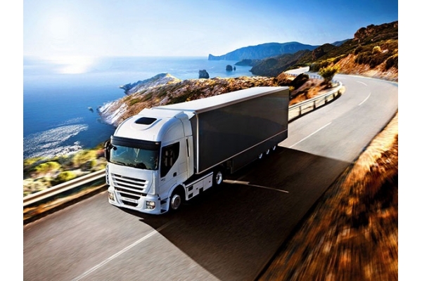 Commercial truck